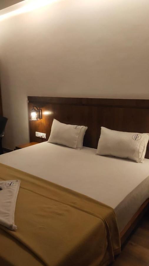 Hotel Anvisha Executive Mangvadi Eksteriør billede